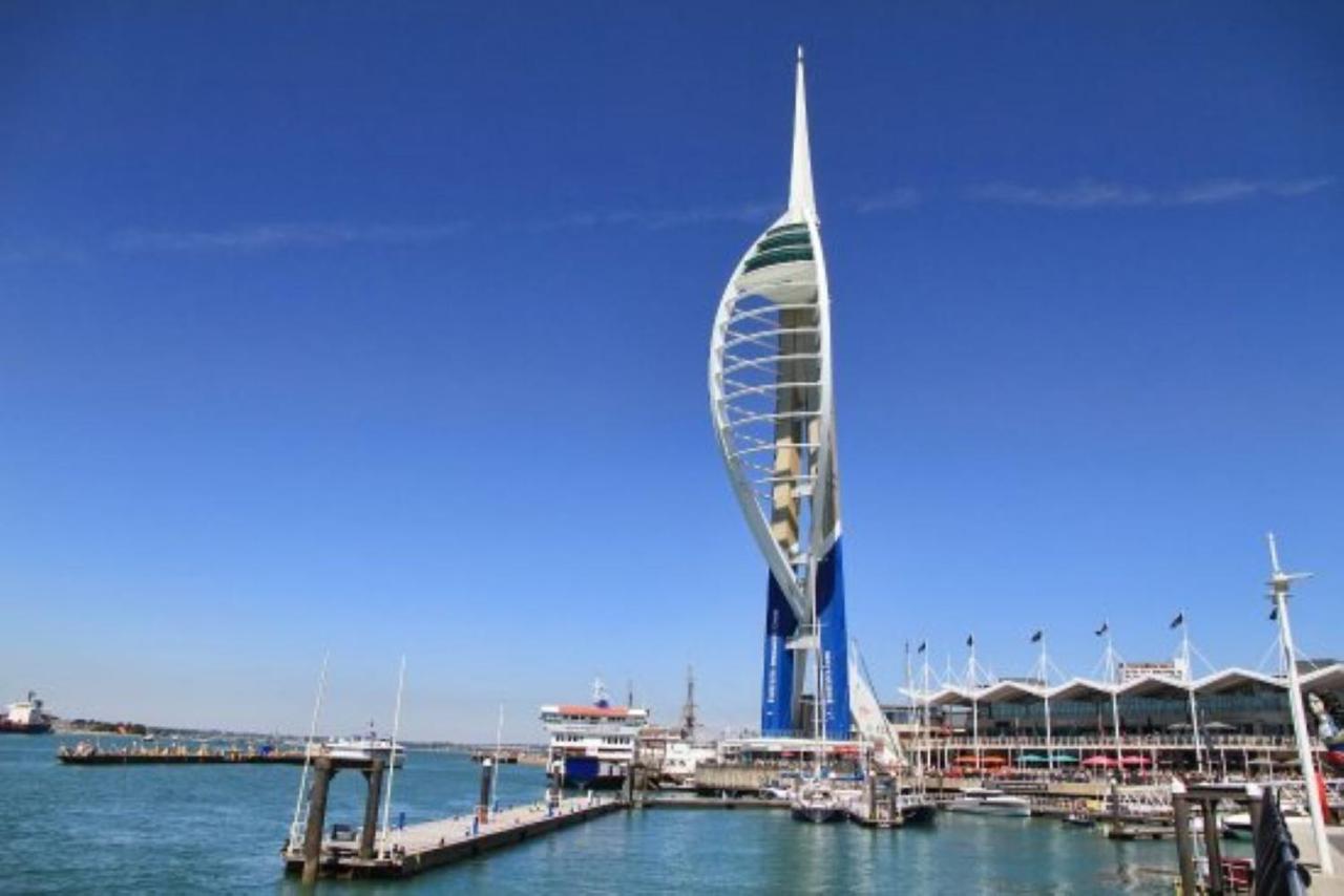 Sovereign Gate - 2 Double Bedroom Apartment In Portsmouth City Centre Eksteriør bilde